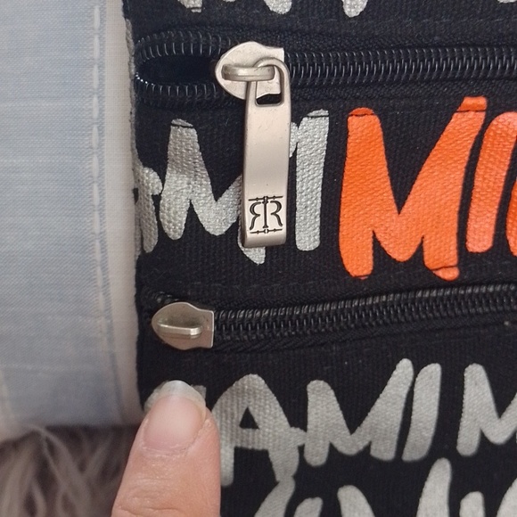 ROBIN RUTH - Picture 3 of 7